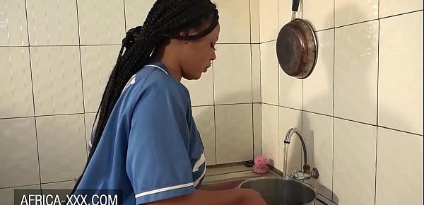 trendsCurvy amateur black housewife has a kitchen quickie with her husband